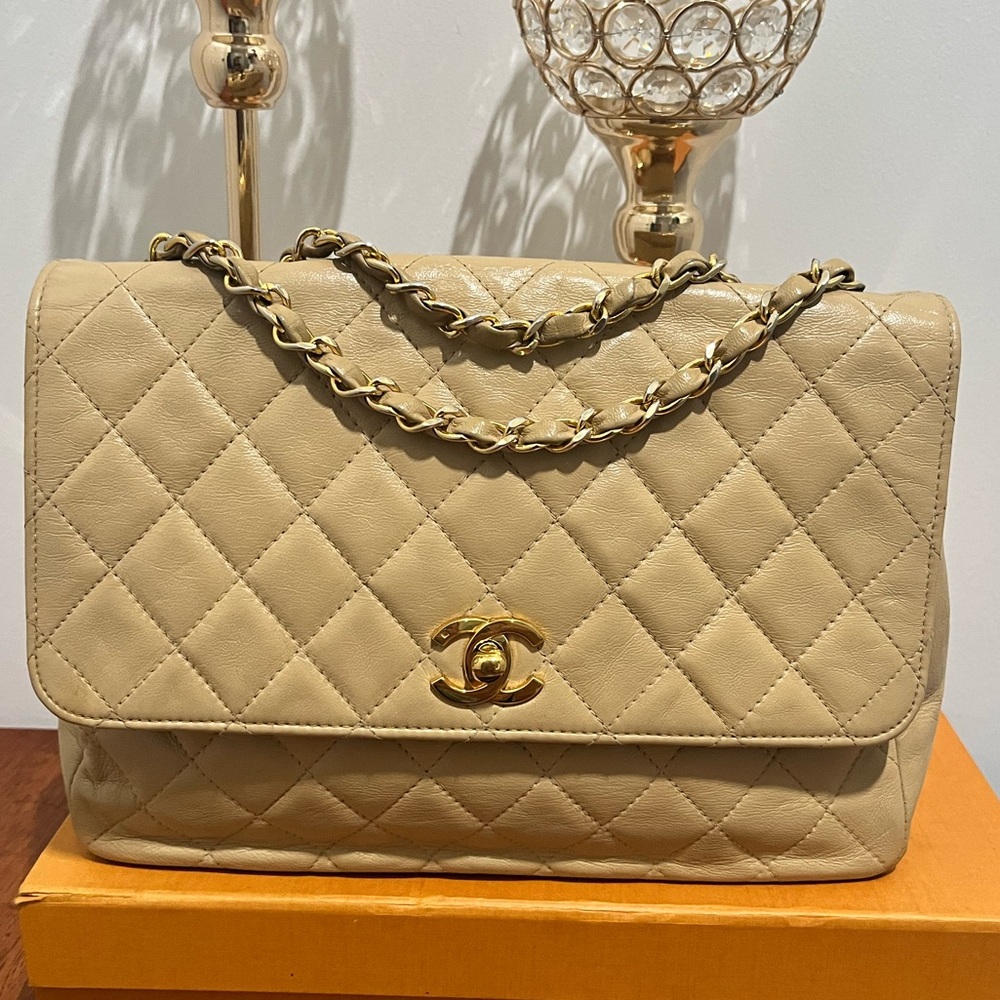 Authentic Chanel single flap gold plated flap bag- lambskin leather